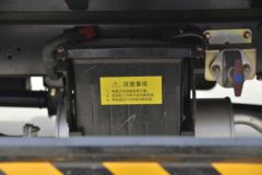 东风 小霸王W18 1.6L 122马力 3.7米单排厢式微卡(国六)(EQ5031XXY61Q6AC)