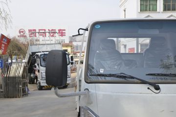 ���� K3���˿� ����� 102���� 3.48�׵��������Ῠ(��ɲ)ͼƬ