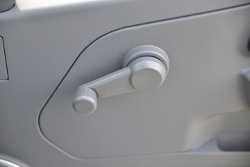 ���� K3���˿� ����� 102���� 3.48�׵��������Ῠ(��ɲ)ͼƬ