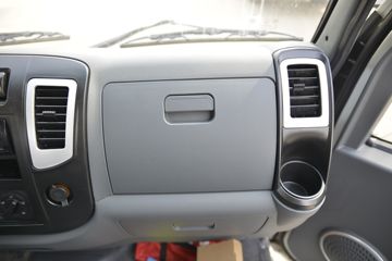 ���� K3���˿� ����� 102���� 3.48�׵��������Ῠ(��ɲ)ͼƬ