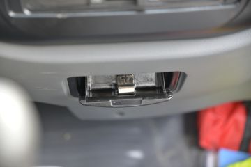 ���� K3���˿� ����� 102���� 3.48�׵��������Ῠ(��ɲ)ͼƬ