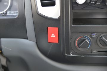 ���� K3���˿� ����� 102���� 3.48�׵��������Ῠ(��ɲ)ͼƬ