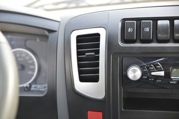 ���� K3���˿� ����� 102���� 3.48�׵��������Ῠ(��ɲ)ͼƬ