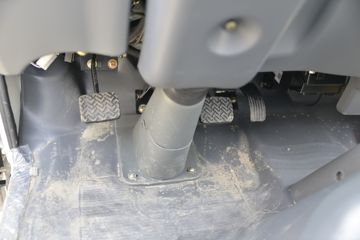 ���� K3���˿� ����� 102���� 3.48�׵��������Ῠ(��ɲ)ͼƬ