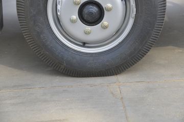 ���� K3���˿� ����� 102���� 3.48�׵��������Ῠ(��ɲ)ͼƬ