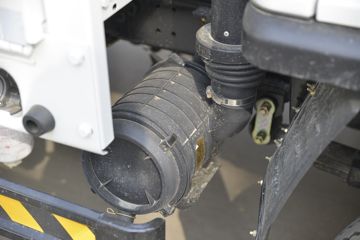 ���� K3���˿� ����� 102���� 3.48�׵��������Ῠ(��ɲ)ͼƬ