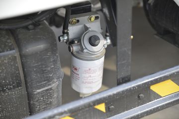 ���� K3���˿� ����� 102���� 3.48�׵��������Ῠ(��ɲ)ͼƬ