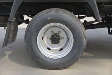 ���� K3���˿� ����� 102���� 3.48�׵��������Ῠ(��ɲ)ͼƬ