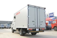 东风 小霸王W17 102马力 2.94米双排厢式微卡(EQ5040XXYD6BDBAC)