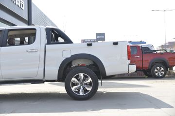 ����T8 2021�� ������ 2.0T���� 150���� ���� ˫��Ƥ��(����)ͼƬ