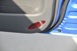 T6&nbsp;皮卡驾驶室                                               图片