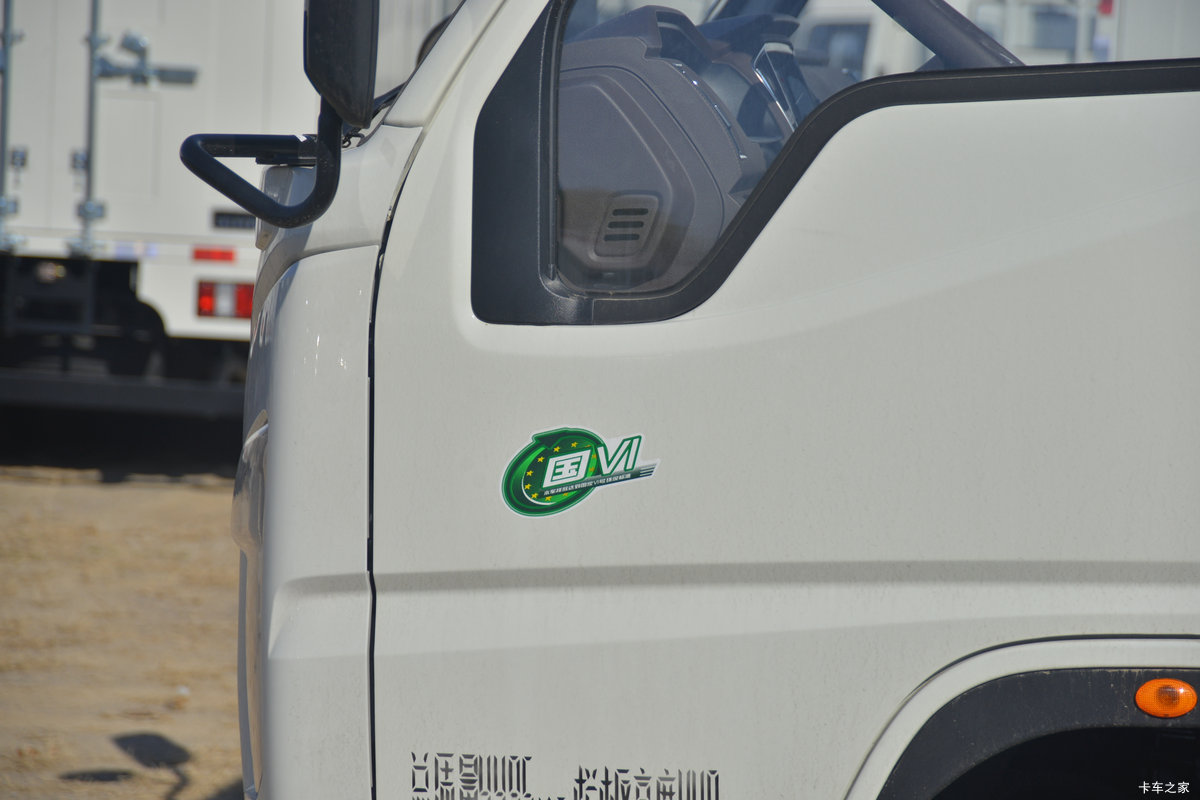 ���� �¿�˳�� 129���� 3.8�׵��������Ῠ(����)(JX1042TG26)���                                                