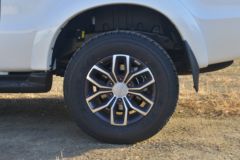 江铃 域虎7 2020款 2.0T柴油 142马力 自动 两驱 长轴双排皮卡 江铃 域虎7 2020款 2.0T柴油 142马力 自动 两驱 长轴双排皮卡