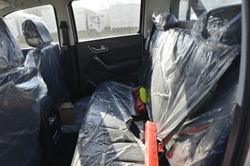 ���� ��7 2020�� ������ 2.0T���� 142���� �ֶ� ���� ����˫��Ƥ��ͼƬ