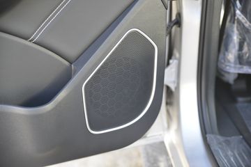 ���� ��7 2020�� ������ 2.0T���� 142���� �ֶ� ���� ����˫��Ƥ��ͼƬ