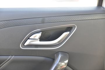 ���� ��7 2020�� ������ 2.0T���� 142���� �ֶ� ���� ����˫��Ƥ��ͼƬ