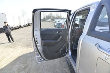 ���� ��7 2020�� ������ 2.0T���� 142���� �ֶ� ���� ����˫��Ƥ��ͼƬ