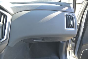 ���� ��7 2020�� ������ 2.0T���� 142���� �ֶ� ���� ����˫��Ƥ��ͼƬ