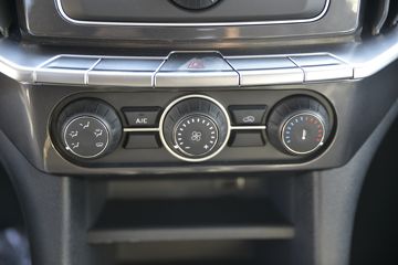 ���� ��7 2020�� ������ 2.0T���� 142���� �ֶ� ���� ����˫��Ƥ��ͼƬ