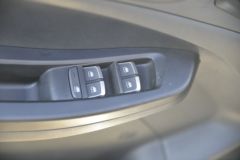 江铃 新宝典 2020款 舒适版 2.5T柴油 140马力 两驱 标轴距双排皮卡(国六)(5挡)