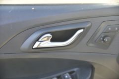 江铃 新宝典 2020款 舒适版 2.5T柴油 140马力 两驱 标轴距双排皮卡(国六)(5挡)