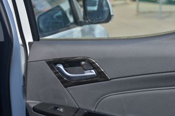 ������ʮ�� ���� 2020�� �Զ��콢�� 2.5T���� 150���� ���� ˫��Ƥ��ͼƬ