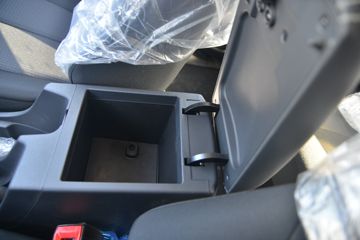 ������ʮ�� ���� 2020�� �Զ��콢�� 2.5T���� 150���� ���� ˫��Ƥ��ͼƬ