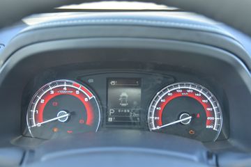 ������ʮ�� ���� 2020�� �Զ��콢�� 2.5T���� 150���� ���� ˫��Ƥ��ͼƬ