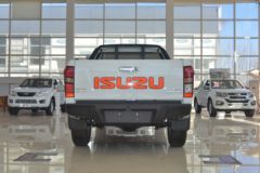 江西五十铃 铃拓 2020款 手动旗舰版 2.5T柴油 150马力 四驱 加长双排皮卡 江西五十铃 铃拓 2020款 手动旗舰版 2.5T柴油 150马力 四驱 加长双排皮卡