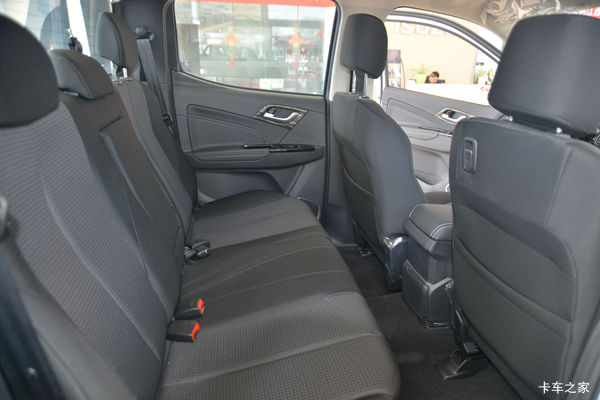 铃拓皮卡哈尔滨市火热促销中 让利高达0.7万