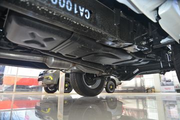 ������ʮ�� ���� 2020�� �ֶ��콢�� 2.5T���� 150���� ���� �ӳ�˫��Ƥ��ͼƬ