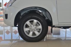 江西五十铃 铃拓 2020款 手动旗舰版 2.5T柴油 150马力 四驱 加长双排皮卡 江西五十铃 铃拓 2020款 手动旗舰版 2.5T柴油 150马力 四驱 加长双排皮卡