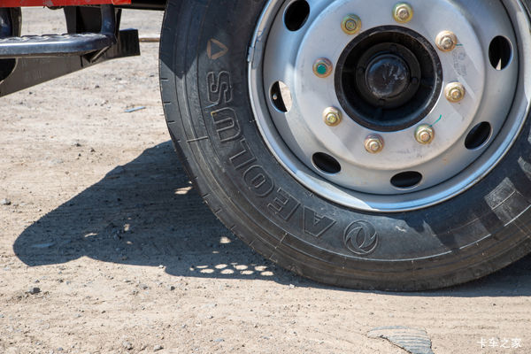 �������񶫷����ó����VR�ؿ� 210���� 4X2 6.2������