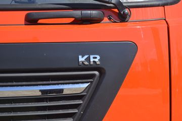 东风商用车 天锦KR中卡 220马力 4X2 6.75米栏板载货车(DFH1180EX3)外观图片