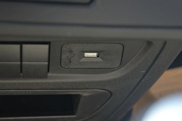 �������ó� ���KR�п� 220���� 4X2 6.75�������ػ���ͼƬ