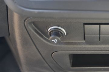 �������ó� ���KR�п� 220���� 4X2 6.75�������ػ���ͼƬ