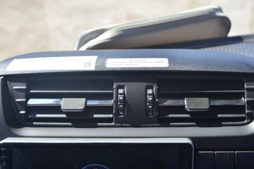 �������ó� ���KR�п� 220���� 4X2 6.75�������ػ���ͼƬ