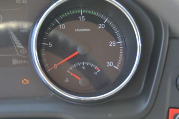 �������ó� ���KR�п� 220���� 4X2 6.75�������ػ���ͼƬ