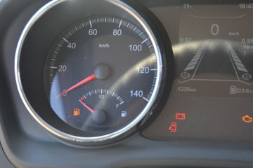 �������ó� ���KR�п� 220���� 4X2 6.75�������ػ���ͼƬ