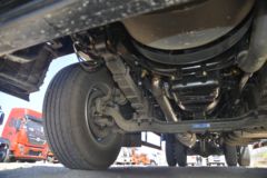 东风商用车 天锦KR中卡 220马力 4X2 6.75米栏板载货车(DFH1180EX3)