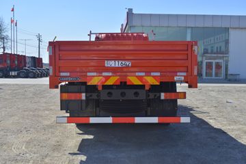 �������ó� ���KR�п� 220���� 4X2 6.75�������ػ���ͼƬ