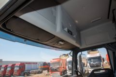 东风商用车 天锦KR 245马力 4X2 8米厢式载货车(高顶)(DFH5180XXYE4)