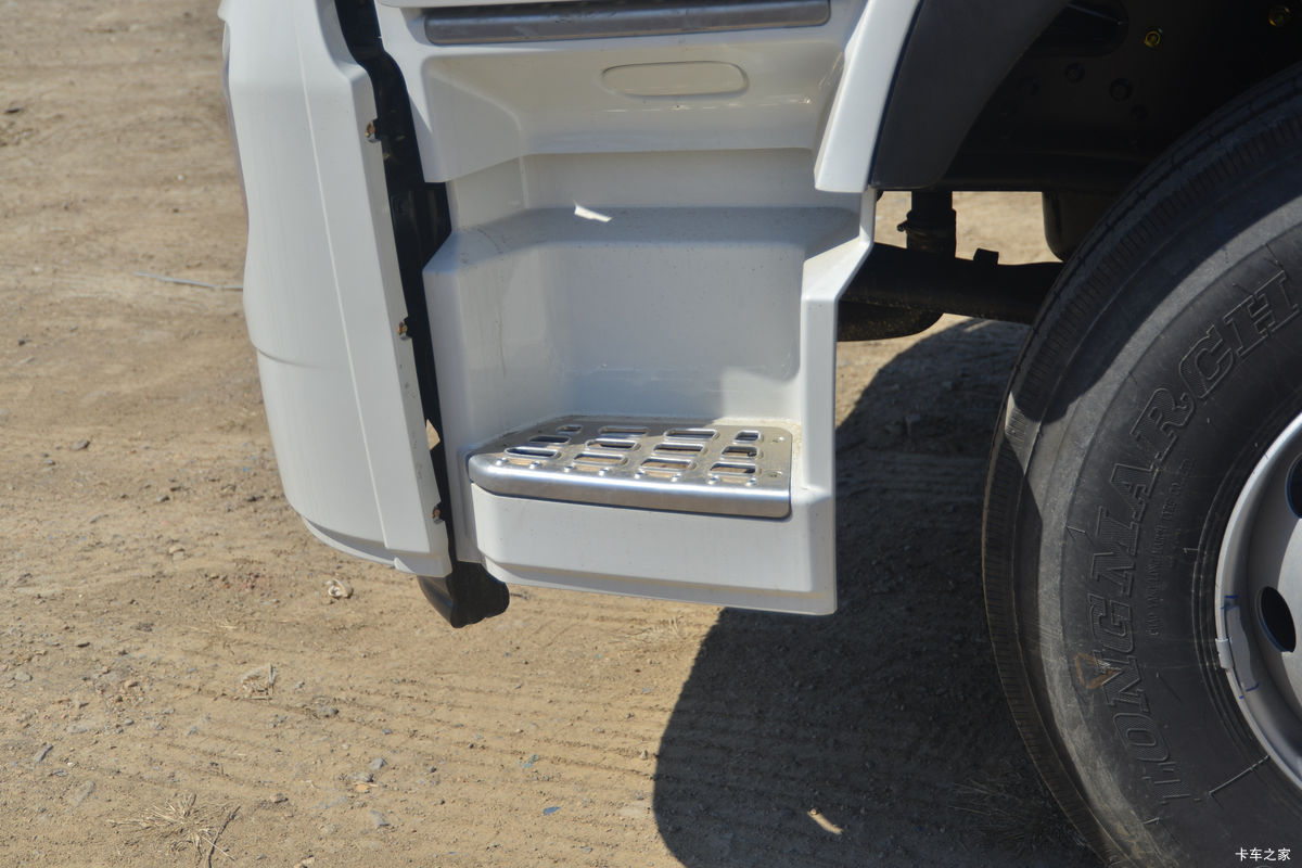 �������ó� ����VL�ؿ� 292���� 6X2 9.6����ʽ�ػ���(DFH5250XXYAX1V)���                                                