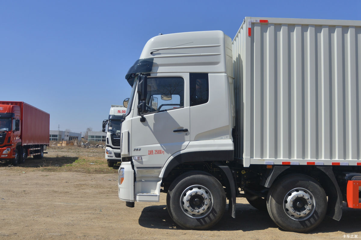 �������ó� ����VL�ؿ� 292���� 6X2 9.6����ʽ�ػ���(DFH5250XXYAX1V)���                                                