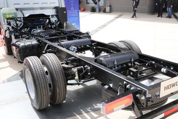 �й�����HOWO С˧ 130���� 4X2 3.6�׵�������С��(Һɲ)(ZZ1047F3111F145)ͼƬ