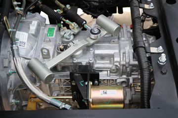 �й�����HOWO С˧ 130���� 4X2 3.6�׵�������С��(Һɲ)(ZZ1047F3111F145)ͼƬ