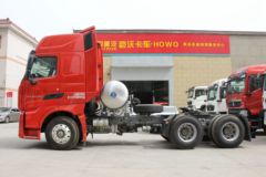 中国重汽 HOWO TH7重卡 460马力 6X4 LNG牵引车(国六)(ZZ4257V384HF1LB) 中国重汽 HOWO TH7重卡 460马力 6X4 LNG牵引车(国六)(ZZ4257V384HF1LB)