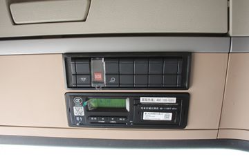 �й����� HOWO TH7�ؿ� 460���� 6X4 LNGǣ����(����)ͼƬ