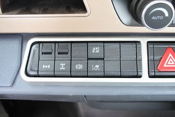 �й����� HOWO TH7�ؿ� 460���� 6X4 LNGǣ����(����)ͼƬ