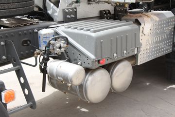 �й����� HOWO TH7�ؿ� 460���� 6X4 LNGǣ����(����)ͼƬ